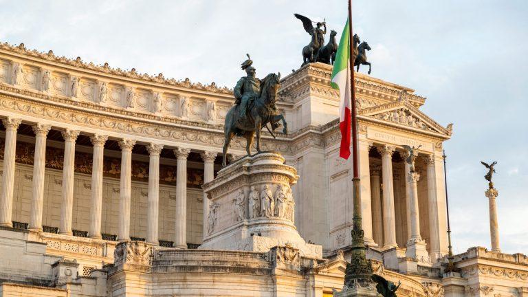 פיאצה ונציה Piazza Venezia
